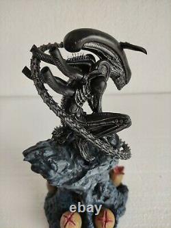 Alien diorama 3D printed and painted MADE ON ORDER