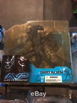 Alien vs Predator AVP Playset Lots McFarlane 6 total