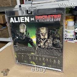 Alien vs Predator NECA ToysRUs TRU Exclusive Action Figure 2 Pack 2010 New US