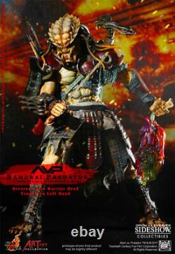 Alien vs Predator Samurai Predator 1/6 Scale Figure BRAND NEW Hot Toys