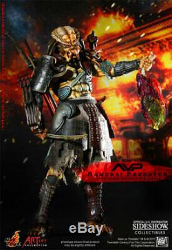 Alien vs Predator Samurai Predator 1/6 Scale Figure NEW Hot Toys (Damaged Box)
