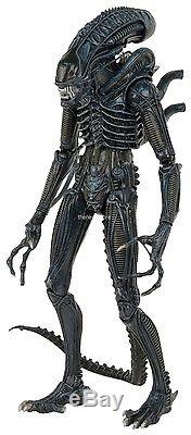 Aliens 1/4th Scale Figure Xenomorph Warrior (1986 version) NECA
