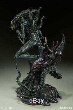 Aliens Alien Warrior 17 Statue