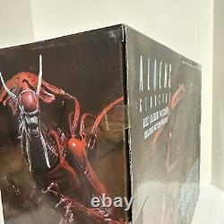 Aliens Genocide Red Queen Mother 15 Deluxe Action Figure NECA/READ