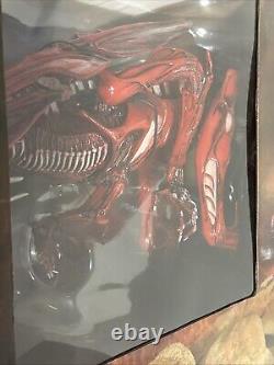 Aliens Genocide Red Queen Mother 15 Deluxe Action Figure NECA/READ