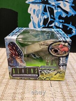 Aliens Micro Machines Action Fleet APC Armored Personnel Carrier 1997