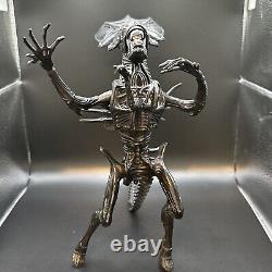 Aliens Queen Action Figure