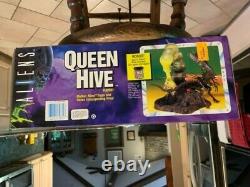 Aliens Queen Hive