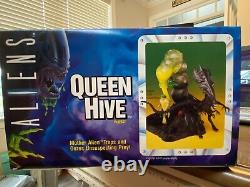 Aliens Queen Hive Playset Kenner 1994