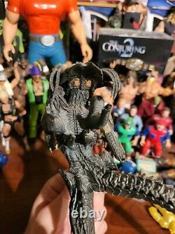 Aliens Vs. Predator Requiem AVP R Hybrid Predalien Action Figure 2007 Neca