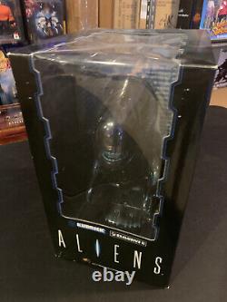 Aliens Warrior 400% Size Kubrick 11 Figure Exclusive New in Box Unopened