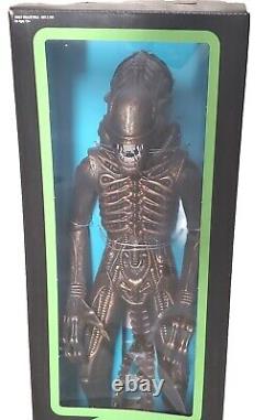 Aliens Warrior Super7 Bronze Marine Ambush 18 Inch Figure Alien