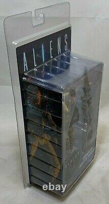 Authentic NECA Aliens 30th Ann PRIVATE JENETTE VASQUEZ Series 9 7 Action Figure