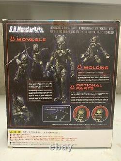 BANDAI ALIEN VS PREDATOR Predator Wolf S. H. MONSTERARTS AVP action Figure