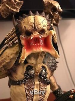 Bad Blood Predator Statue Figure 16 AVP Alien