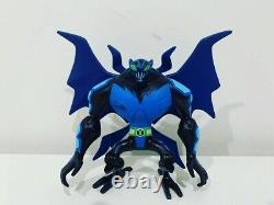 Ben 10 OMNIVERSE BIG CHILL 4 Action Figure with Wings Bandai Rare VHTF Alien Toy