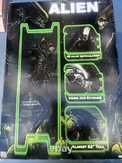 CLASSIC ALIEN 18 FIGURE NECA TOYS 2008 NIB. (Storage)