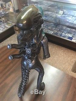 COMPLETE Original 1979 Kenner Alien 18 Figure WITH DOME Nice Vintage Condition