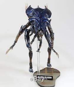 Classical movie Aliens 1986 Alien Queen AVP action figure Toy NEW IN BOX