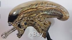 DOG ALIEN 11 LIFESIZE BUST PROFESSIONALLY PAINTED CAST FROM ALIEN 3 MOVIE PROP