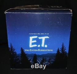 ET Extra -Terrestrial Spaceship Moving, Sound & Lights Universal Studios 2012