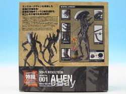 FROM JAPANALIEN SCI-FI REVOLTECH SERIES 001 Alien Action Figure Kaiyodo