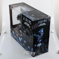 Genuine NECA Alien Vs Predator 15 ALIEN QUEEN Deluxe Action Figure with Box