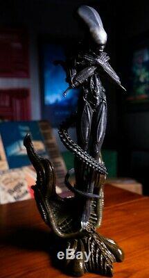 Giger Alien Internecivus Raptus Statue Sideshow Collectibles Limited Edition