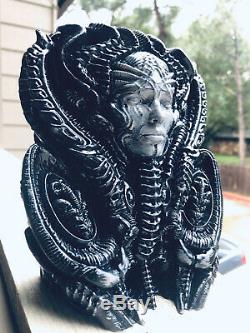 H. R Giger Inspired Alien Mother Wall Statue Alien Action Figure Space Gray