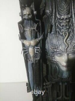 H. R. Giger Li II 3D Sculpture 2004 Surrealist Horror, Spawn McFarlane Toys 2004
