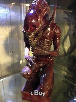 H. R. Giger Xenomorph 12 Inch Statue Red Variant Endoskeleton Aliens Rare Heavy