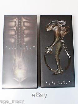 HOT TOYS ALIEN BIG CHAP (MMS106) 1/6 action figure F/S EMS from Japan