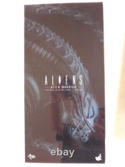 HOT TOYS ALIENS Movie ALIEN WARRIOR 1/6 Scale FIGURE MMS354 SEALED MIB AVP