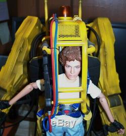 HOT TOYS ALIENS POWER LOADER With ELLEN RIPLEY 1/6 SCALE MMS39 MOVIE MASTERPIECE