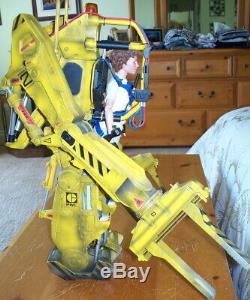 HOT TOYS ALIENS POWER LOADER With ELLEN RIPLEY 1/6 SCALE MMS39 MOVIE MASTERPIECE