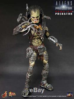 Hot Toys Mms53 Aliens Vs Predator Requiem 1/6th Scale Action Figure