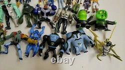 HUGE Lot of Ben 10 Ultimate Alien Figure Lot 29 Figures SEE PICTURES