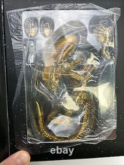 Herocross Alien #023S Limited Special Edition Gold Hybrid Metal Action Figure