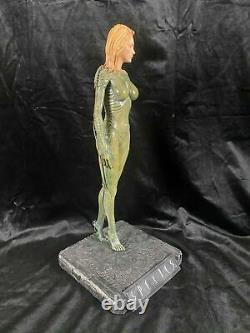 Hollywood Collectibles Group Aliens H. R Giger Gig Species Sil Statue Figure Ex