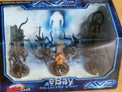 HorrorClix AVP Alien Vs. Predator Aliens Seven-Figure Collector's Set