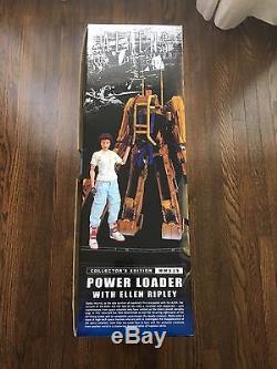 Hot Toys 1/6 ALIENS Power Loader with Ellen Ripley / Never Opened or Displayed