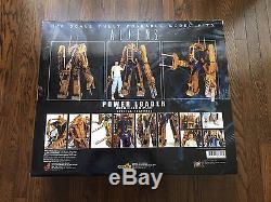 Hot Toys 1/6 ALIENS Power Loader with Ellen Ripley / Never Opened or Displayed