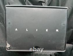 Hot Toys 1/6 Alien 1 Mms106 Big Chap Alien 16 Movie Action Figure