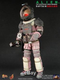 Hot Toys 1/6 Alien Nostromo Crew Member Captain Dallas MMS63 Japan