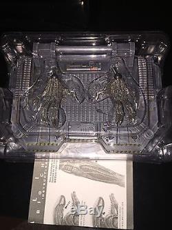 Hot Toys 1/6th Scale MMS 106 Alien Big Chap