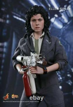 Hot Toys ALIEN ELLEN RIPLEY 1/6 12 Figure Mint SEALED USA