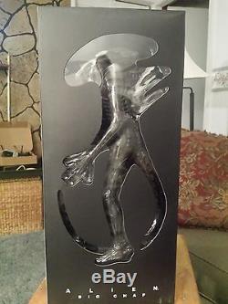 Hot Toys Alien BIG CHAP 1/6th Scale Collectible Figure New sealed in box