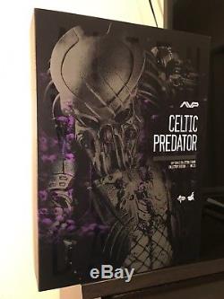Hot Toys Alien VS Predator Celtic Predator Action Figure Brand New