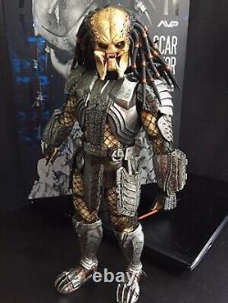 Hot Toys Alien vs Predator AVP Scar Predator 2.0 1/6 Figure MMS190