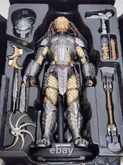 Hot Toys Alien vs Predator AVP Scar Predator 2.0 Ver. 1/6 Figure